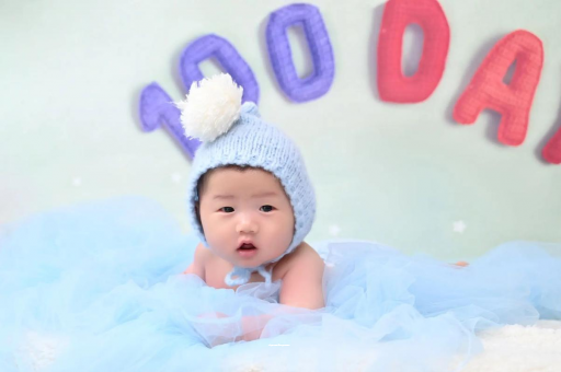 中国澳门宝宝睡觉老是动来动去